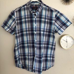 UNTUCKit Small checkered Slim Fit button up